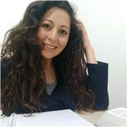Soy maestra de español, si tienes ganas de hablar otro idioma 
¡ venga!llámame y practicamos... saludos cordiales Rosangela